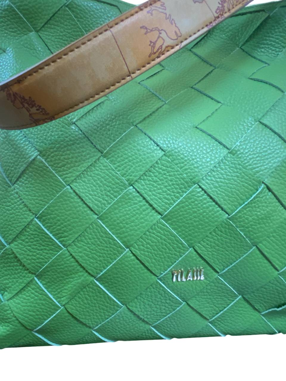 Alviero Martini 1A Classe Sottospalla Hobo LC47 I630 Col. 0623 Bali Green