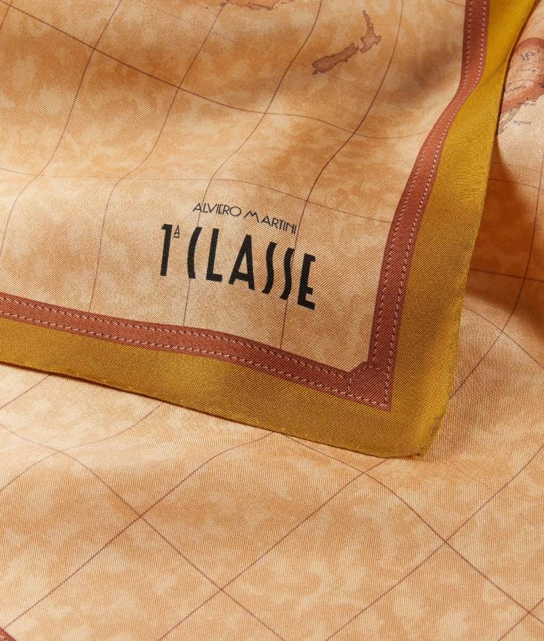 Alviero Martini 1A Classe Foulard In Seta 90x90 Geo Classic  K 3190 Aloe  Col 0436 Olive Oil
