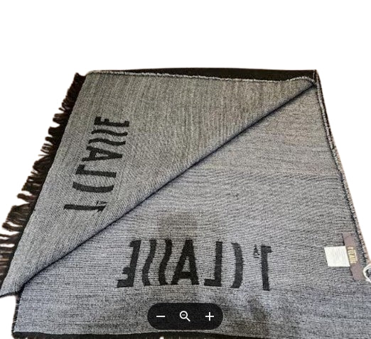 Alviero Martini 1A Classe Sciarpa Logo piccolo  40x180 KS 578 1769  Col. 0001 Black