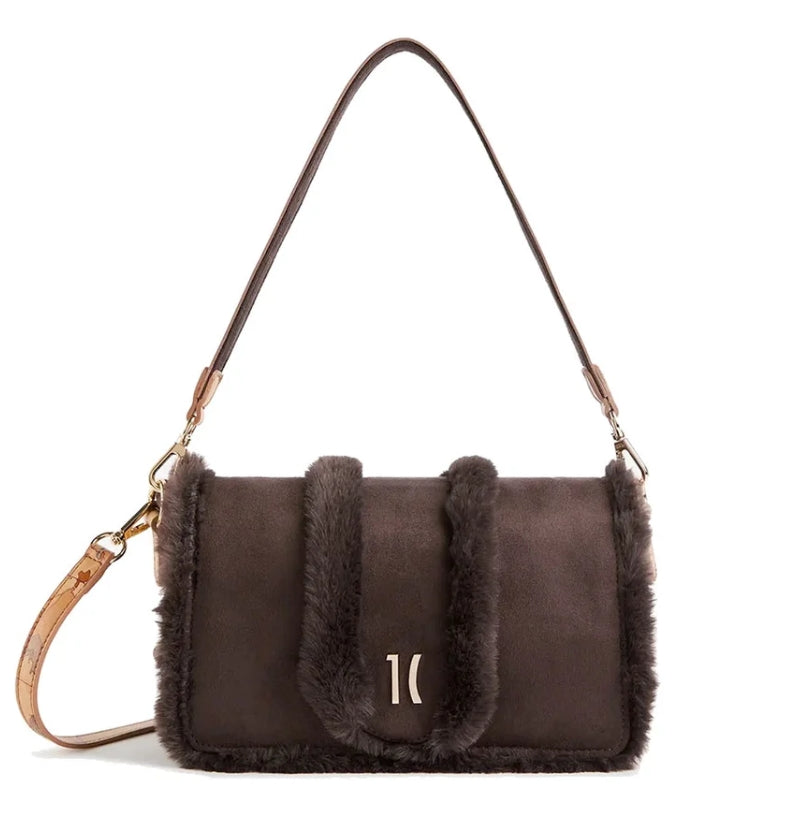 Alviero Martini 1A Classe Chalet Chic Borsa Sottospalla con Patta LG91 9775 Col. 0500 Dark Brown